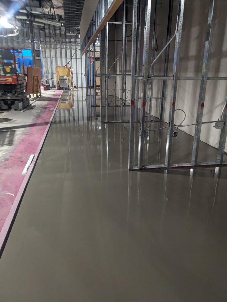 Self-levelling underlayment